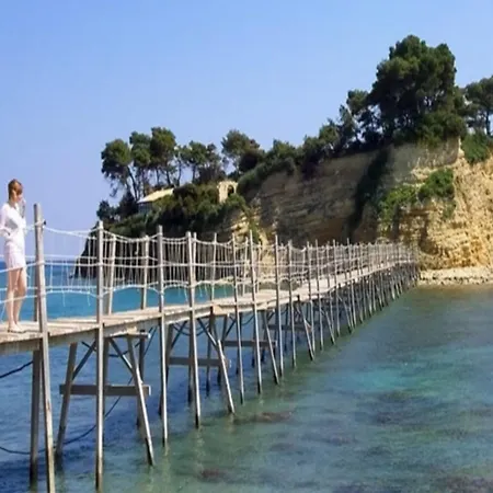 Herodotos Aparthotel Keri