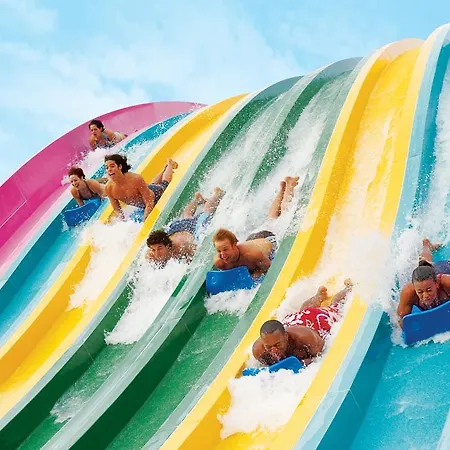 Herodotos 公寓式酒店 Keri