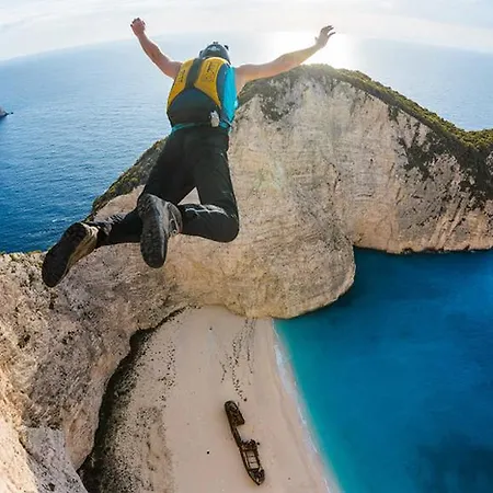 Herodotos 公寓式酒店 Keri