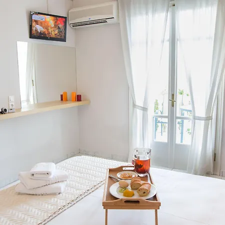 Herodotos 公寓式酒店 Keri